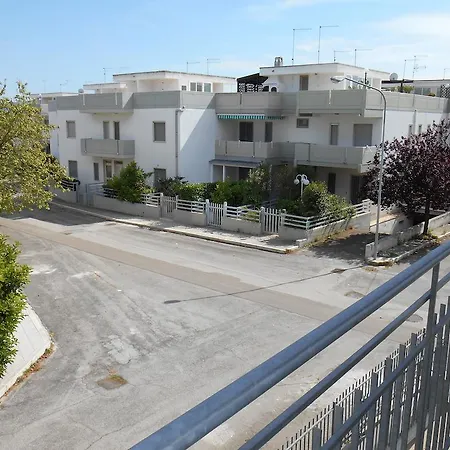 Case Vacanza Torre Canne Holiday home *